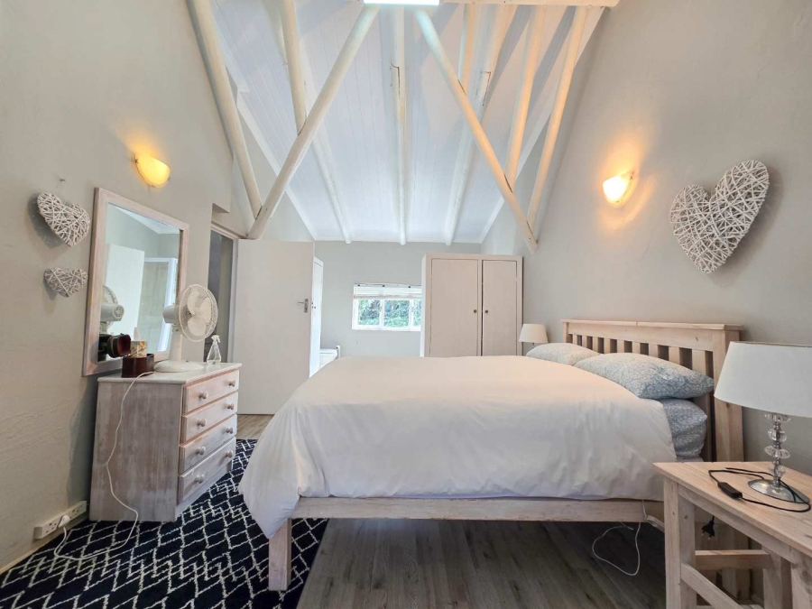 4 Bedroom Property for Sale in Stilbaai Wes Western Cape